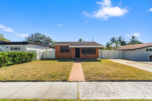 1260 NE 155th St, North Miami Beach, FL 33162