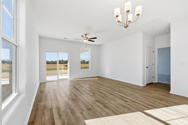 145 River Birch Dr., Loris, SC 29569