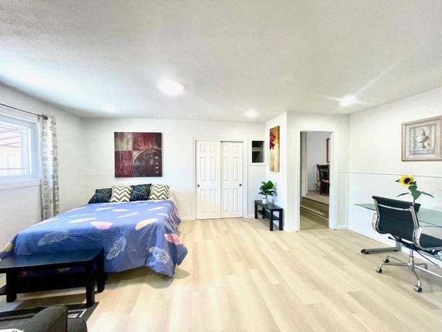536 Flynn Avenue, Redwood City, CA 94063