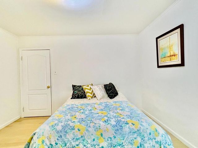 536 Flynn Avenue, Redwood City, CA 94063