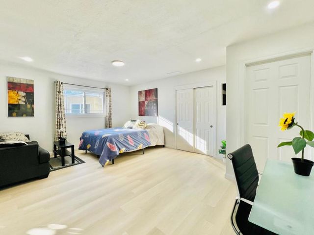 536 Flynn Avenue, Redwood City, CA 94063