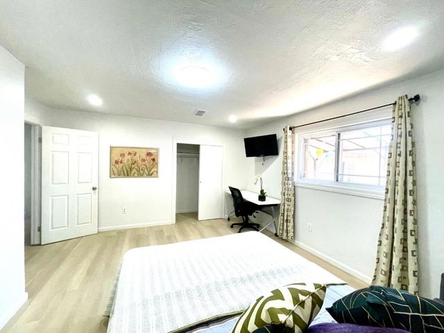 536 Flynn Avenue, Redwood City, CA 94063
