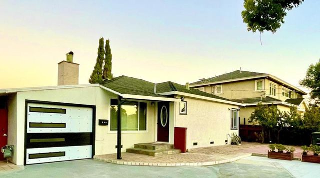 536 Flynn Avenue, Redwood City, CA 94063