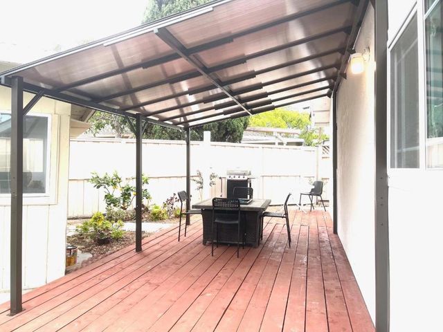 536 Flynn Avenue, Redwood City, CA 94063