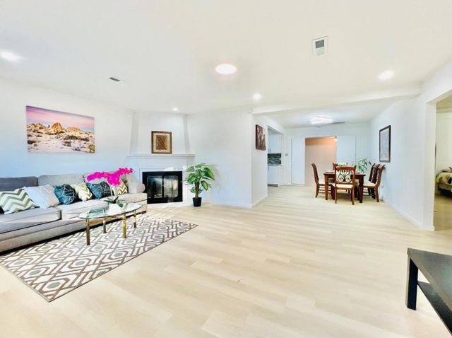 536 Flynn Avenue, Redwood City, CA 94063