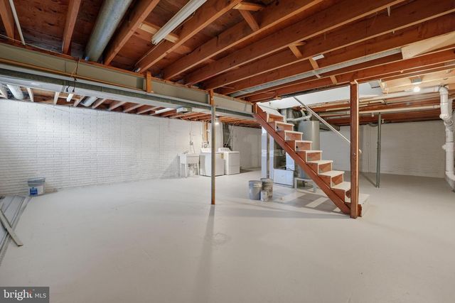 132 N FILLMORE AVE, Sterling, VA 20164