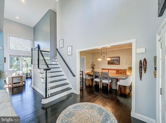 10 SPYGLASS RD, Skillman, NJ 08558