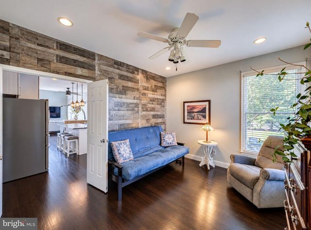 10 SPYGLASS RD, Skillman, NJ 08558