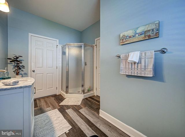 10 SPYGLASS RD, Skillman, NJ 08558