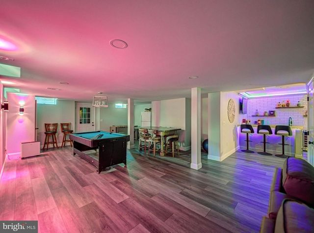 10 SPYGLASS RD, Skillman, NJ 08558
