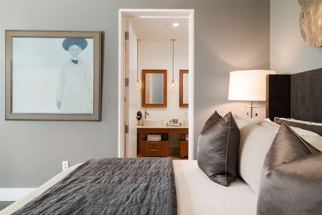 2200 Victory Avenue 507, Dallas, TX 75219