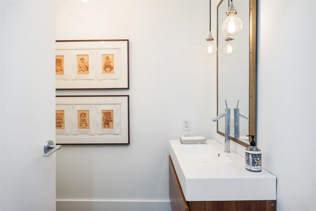 2200 Victory Avenue 507, Dallas, TX 75219