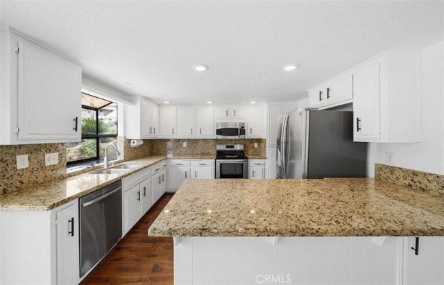 22860 Mariner Drive, Canyon Lake, CA 92587