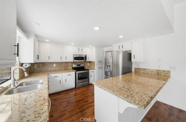 22860 Mariner Drive, Canyon Lake, CA 92587