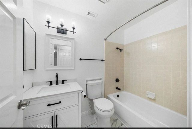 22860 Mariner Drive, Canyon Lake, CA 92587