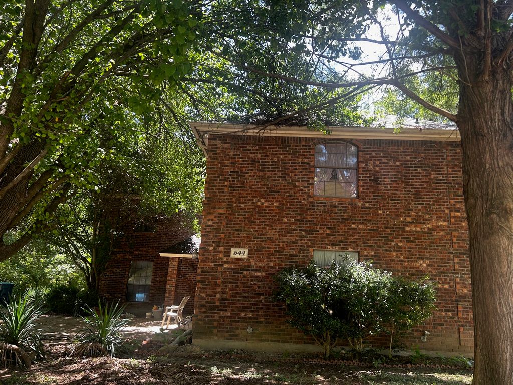 544 Renee Lane, Desoto, TX 75115