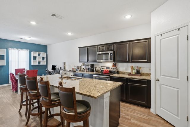 540 S Heights Drive, Crowley, TX 76036
