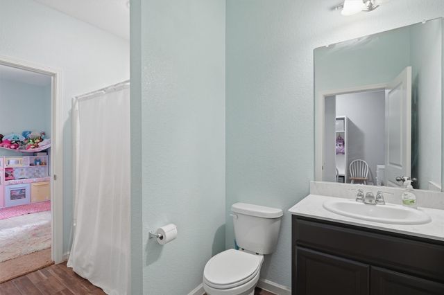 540 S Heights Drive, Crowley, TX 76036