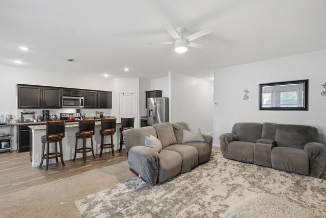 540 S Heights Drive, Crowley, TX 76036