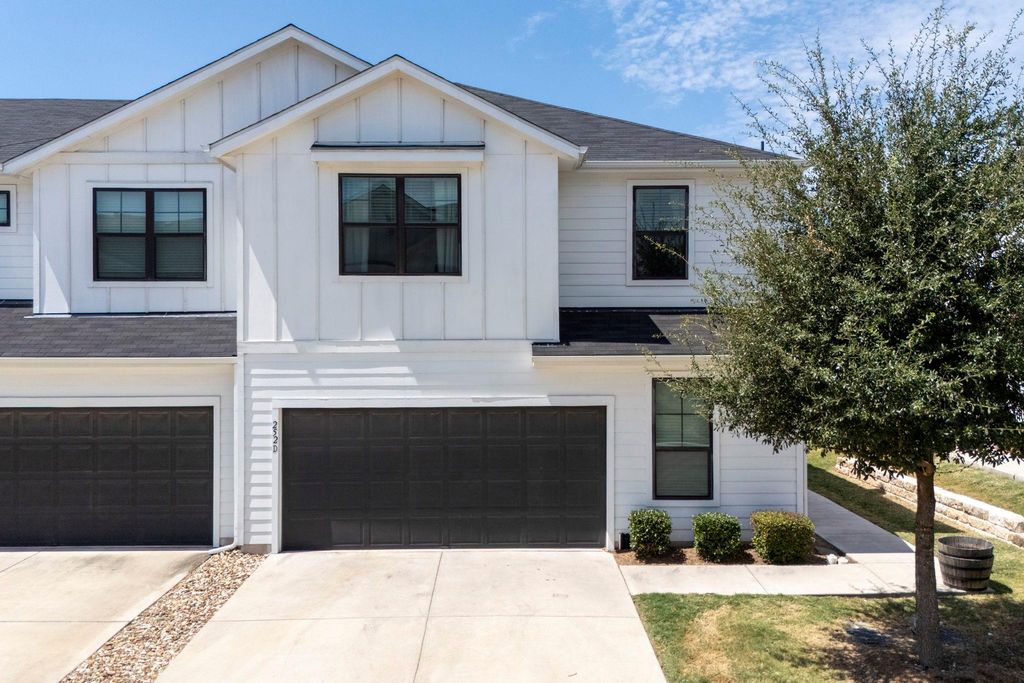 252 Fieldwood DR D, Buda, TX 78610
