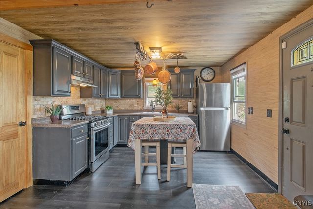 4680 Falls Road, Marcellus, NY 13108