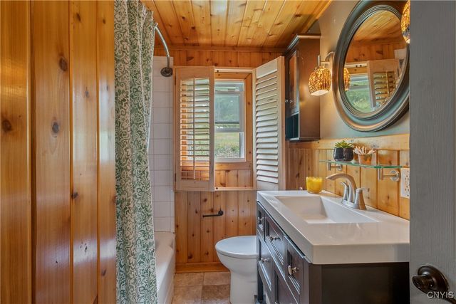 4680 Falls Road, Marcellus, NY 13108