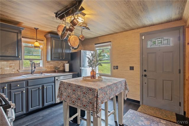 4680 Falls Road, Marcellus, NY 13108