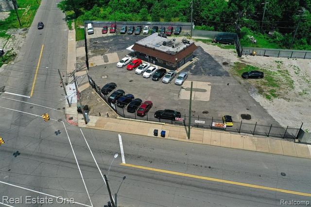 5858 Tireman, Detroit, MI 48204