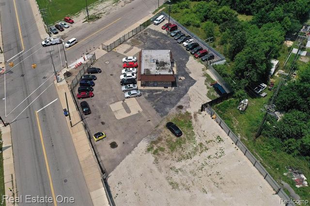 5858 Tireman, Detroit, MI 48204