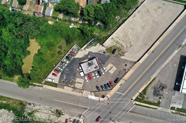 5858 Tireman, Detroit, MI 48204