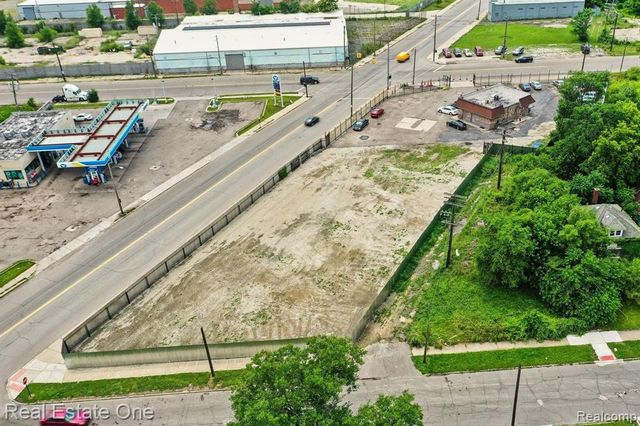 5858 Tireman, Detroit, MI 48204