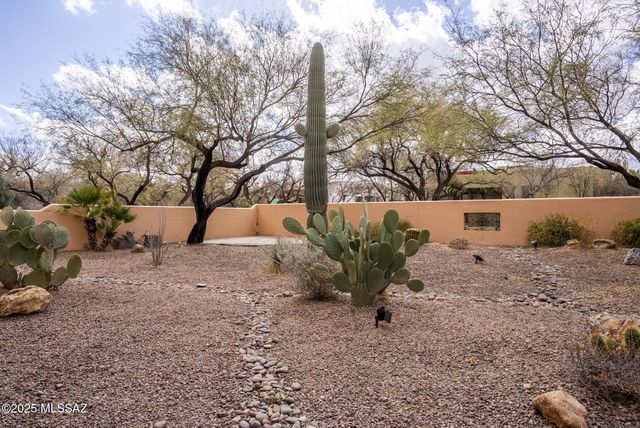 102 Circulo Vespucci, Tubac, AZ 85646