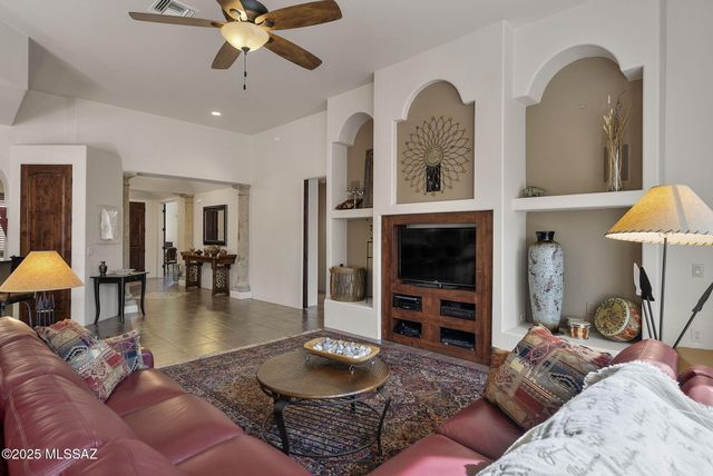 102 Circulo Vespucci, Tubac, AZ 85646