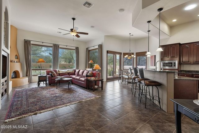 102 Circulo Vespucci, Tubac, AZ 85646