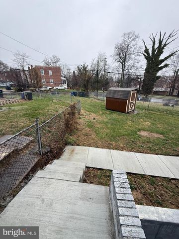 1572 41ST ST SE, Washington, DC 20020