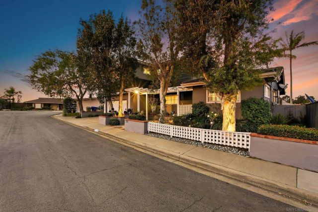 4528 Lucille Dr, San Diego, CA 92115