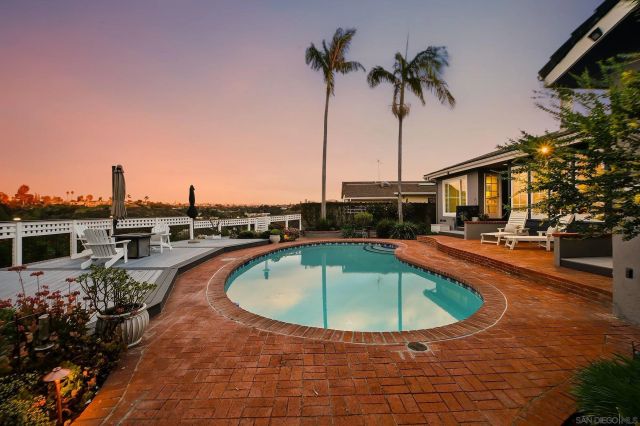 4528 Lucille Dr, San Diego, CA 92115