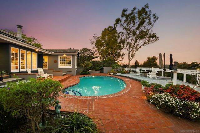 4528 Lucille Dr, San Diego, CA 92115