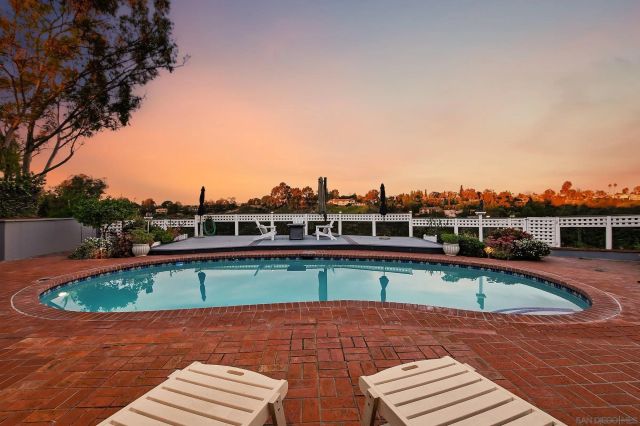 4528 Lucille Dr, San Diego, CA 92115