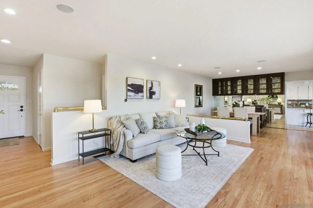 4528 Lucille Dr, San Diego, CA 92115