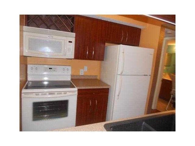 5672 Rock Island Road 255, Tamarac, FL 33319