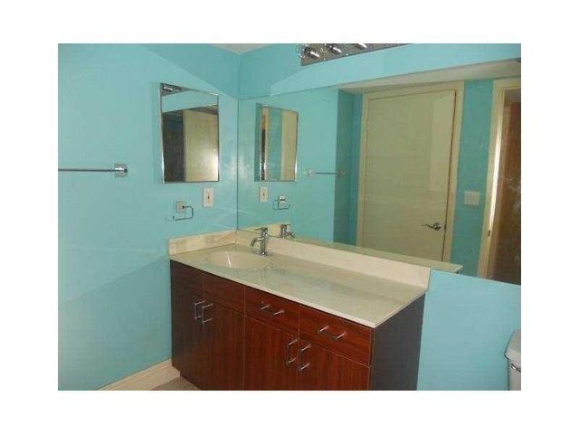 5672 Rock Island Road 255, Tamarac, FL 33319
