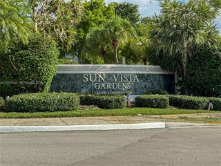 5672 Rock Island Road 255, Tamarac, FL 33319