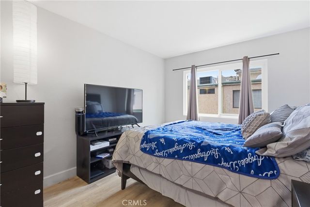 7904 Topanga Canyon Blvd 3, Canoga Park, CA 91304