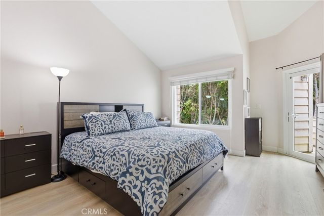 7904 Topanga Canyon Blvd 3, Canoga Park, CA 91304
