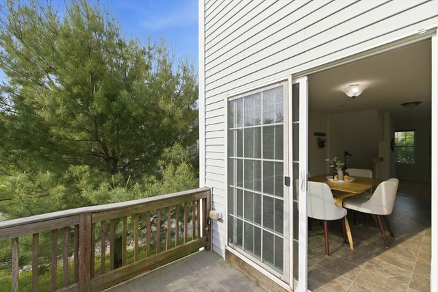 41 Boston Rd 111, Billerica, MA 01862