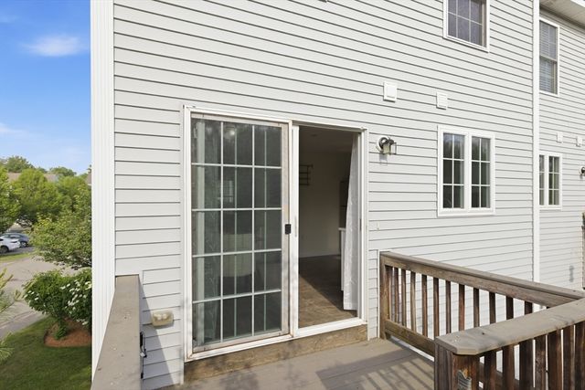 41 Boston Rd 111, Billerica, MA 01862