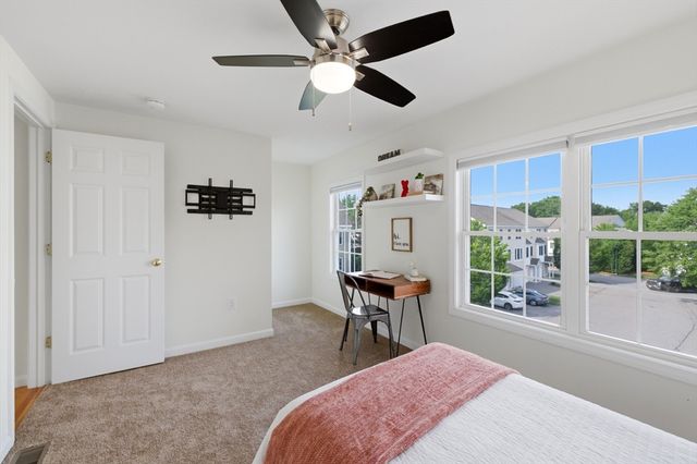 41 Boston Rd 111, Billerica, MA 01862