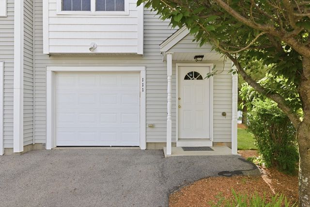 41 Boston Rd 111, Billerica, MA 01862