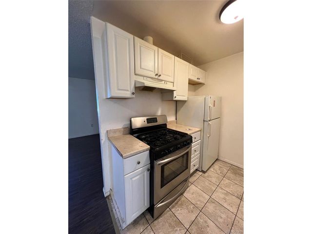 10702 E Exposition Ave 303, Aurora, CO 80012